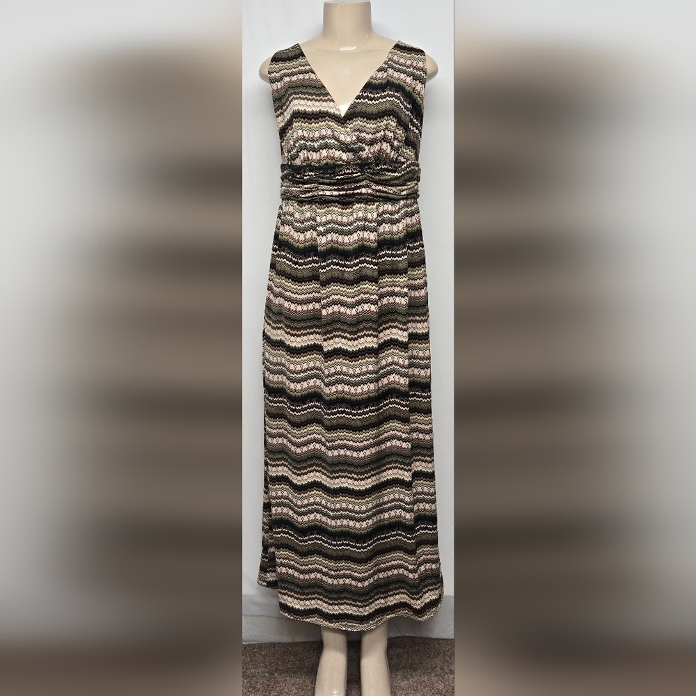 Olivia Matthews 14W Maxi Dress Stretch Knit V Neck & Back Criss Cross